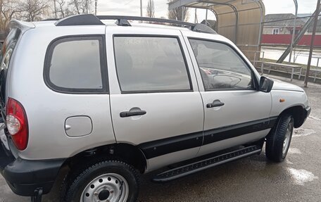 Chevrolet Niva I рестайлинг, 2004 год, 425 000 рублей, 5 фотография