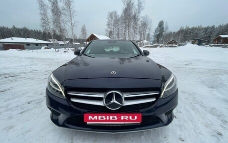 Mercedes-Benz C-Класс, 2019 год, 3 250 000 рублей, 2 фотография