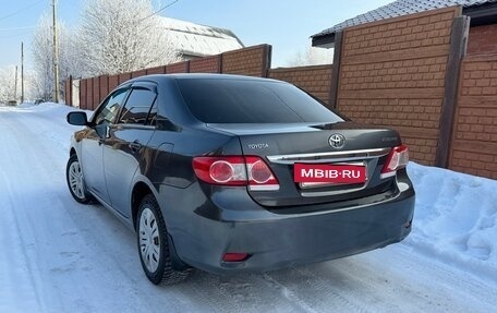 Toyota Corolla, 2011 год, 870 000 рублей, 3 фотография