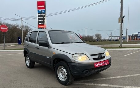 Chevrolet Niva I рестайлинг, 2010 год, 470 000 рублей, 2 фотография