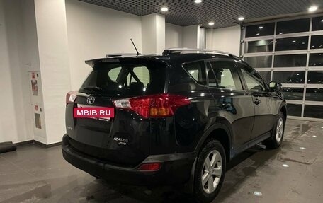 Toyota RAV4, 2014 год, 2 100 000 рублей, 3 фотография