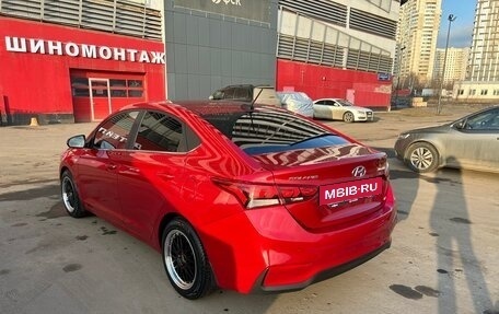 Hyundai Solaris II рестайлинг, 2017 год, 1 900 000 рублей, 6 фотография