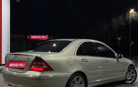 Mercedes-Benz C-Класс, 2006 год, 855 000 рублей, 15 фотография