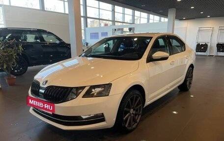 Skoda Octavia, 2018 год, 1 890 000 рублей, 7 фотография