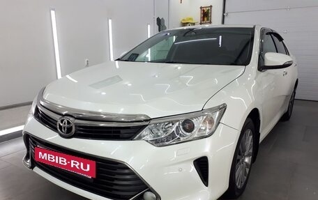 Toyota Camry, 2016 год, 2 250 000 рублей, 3 фотография