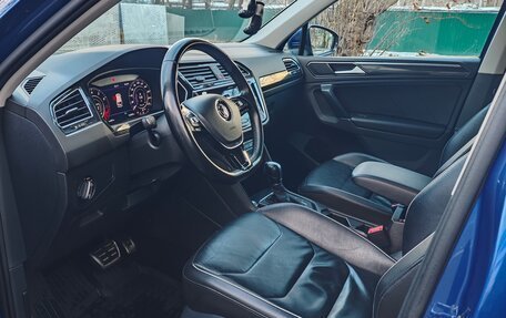 Volkswagen Tiguan II, 2018 год, 2 350 000 рублей, 8 фотография