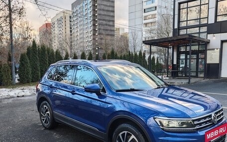 Volkswagen Tiguan II, 2018 год, 2 350 000 рублей, 5 фотография