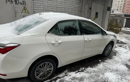 Toyota Corolla, 2018 год, 1 950 000 рублей, 4 фотография