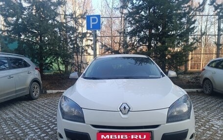 Renault Megane III, 2012 год, 820 000 рублей, 4 фотография