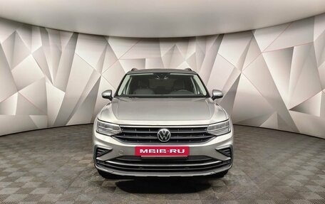 Volkswagen Tiguan II, 2021 год, 2 743 000 рублей, 7 фотография