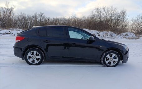 Chevrolet Cruze II, 2011 год, 710 000 рублей, 4 фотография