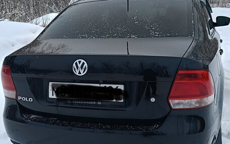 Volkswagen Polo VI (EU Market), 2012 год, 900 000 рублей, 11 фотография