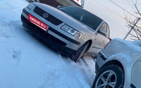 Volkswagen Passat B5+ рестайлинг, 1997 год, 320 000 рублей, 2 фотография