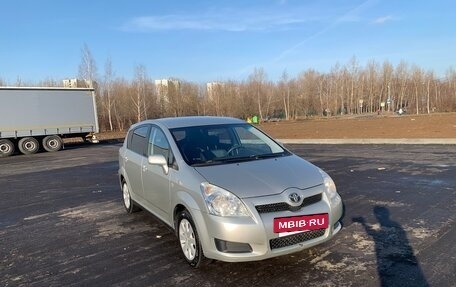 Toyota Corolla Verso I, 2008 год, 720 000 рублей, 2 фотография