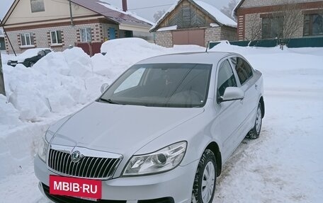 Skoda Octavia, 2012 год, 1 070 000 рублей, 2 фотография