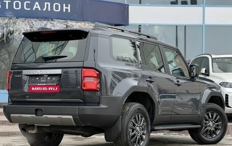 Toyota Land Cruiser Prado, 2024 год, 9 290 000 рублей, 3 фотография