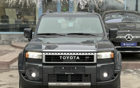 Toyota Land Cruiser Prado, 2024 год, 9 290 000 рублей, 4 фотография