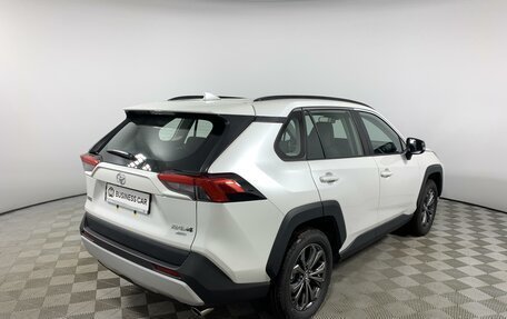 Toyota RAV4, 2024 год, 4 990 000 рублей, 5 фотография