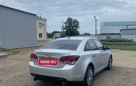 Chevrolet Cruze II, 2011 год, 685 000 рублей, 6 фотография