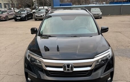 Honda Pilot III рестайлинг, 2020 год, 4 150 000 рублей, 8 фотография