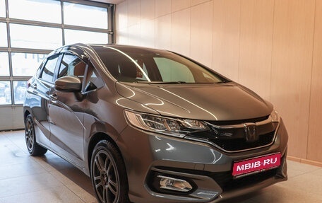 Honda Fit III, 2019 год, 1 375 000 рублей, 1 фотография