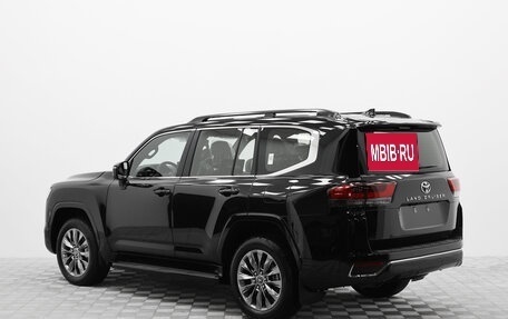 Toyota Land Cruiser, 2024 год, 14 990 000 рублей, 4 фотография