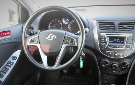 Hyundai Solaris II рестайлинг, 2014 год, 940 000 рублей, 15 фотография