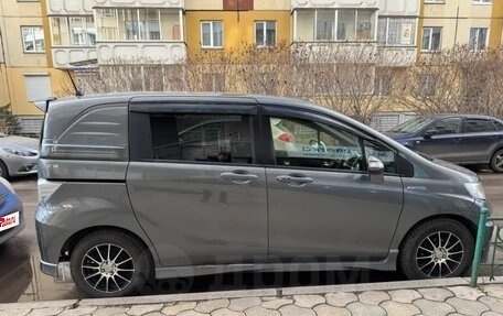 Honda Freed I, 2012 год, 950 000 рублей, 4 фотография