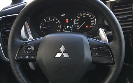 Mitsubishi Outlander III рестайлинг 3, 2013 год, 1 510 000 рублей, 19 фотография