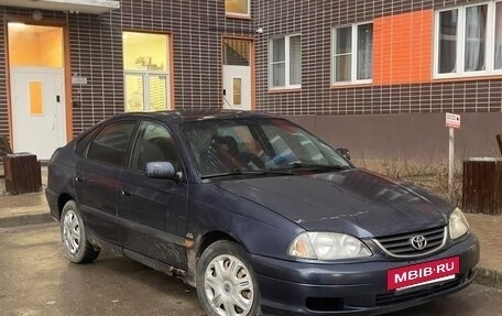 Toyota Avensis III рестайлинг, 2001 год, 289 000 рублей, 5 фотография