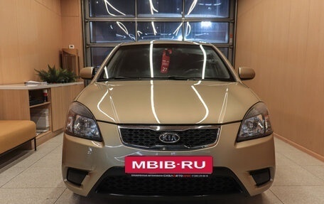 KIA Rio II, 2009 год, 651 000 рублей, 2 фотография