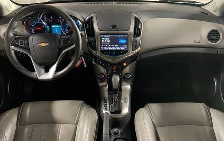 Chevrolet Cruze II, 2013 год, 1 290 000 рублей, 9 фотография