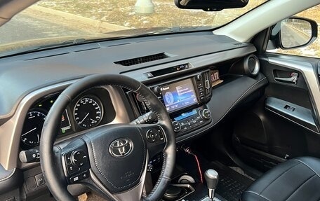 Toyota RAV4, 2017 год, 2 850 000 рублей, 15 фотография