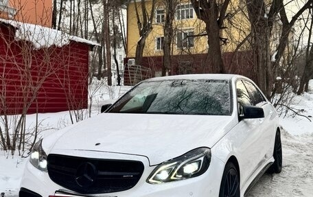 Mercedes-Benz E-Класс, 2013 год, 1 900 000 рублей, 20 фотография