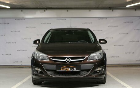 Opel Astra J, 2014 год, 950 000 рублей, 2 фотография