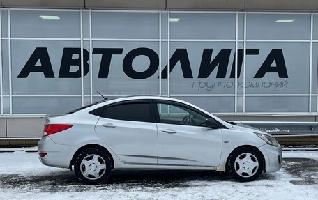 Hyundai Solaris II рестайлинг, 2011 год, 497 000 рублей, 3 фотография