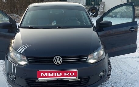 Volkswagen Polo VI (EU Market), 2011 год, 749 000 рублей, 28 фотография