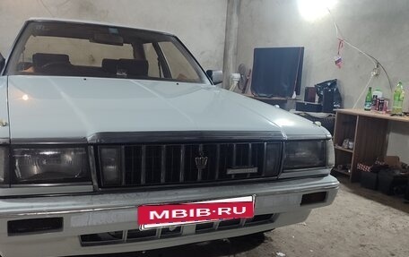 Toyota Crown, 1986 год, 550 000 рублей, 38 фотография