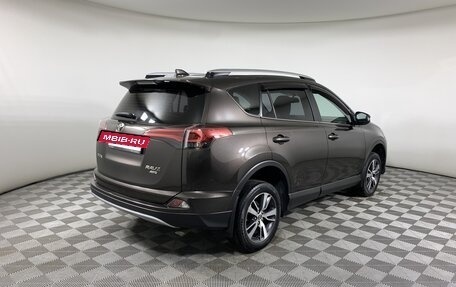 Toyota RAV4, 2018 год, 2 310 000 рублей, 5 фотография