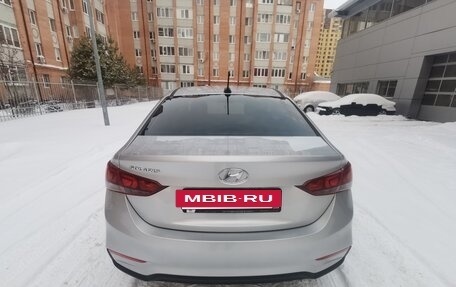 Hyundai Solaris II рестайлинг, 2017 год, 950 000 рублей, 2 фотография