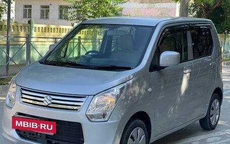 Suzuki Wagon R V, 2013 год, 640 000 рублей, 2 фотография