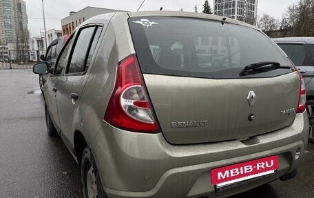 Renault Logan I, 2010 год, 640 000 рублей, 2 фотография