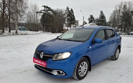 Renault Logan II, 2017 год, 1 125 000 рублей, 3 фотография