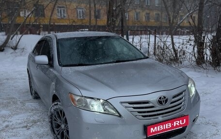 Toyota Camry, 2007 год, 1 200 000 рублей, 1 фотография