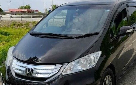 Honda Freed I, 2012 год, 1 400 000 рублей, 15 фотография