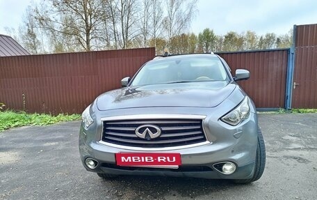 Infiniti FX II, 2012 год, 1 900 000 рублей, 2 фотография