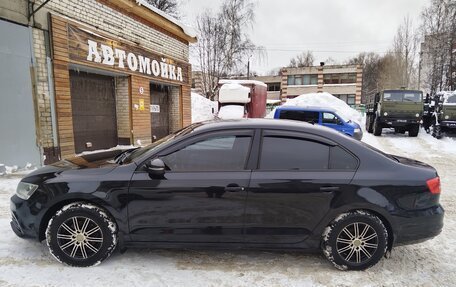 Volkswagen Jetta VI, 2015 год, 950 000 рублей, 4 фотография