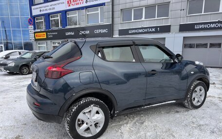 Nissan Juke II, 2011 год, 899 000 рублей, 9 фотография