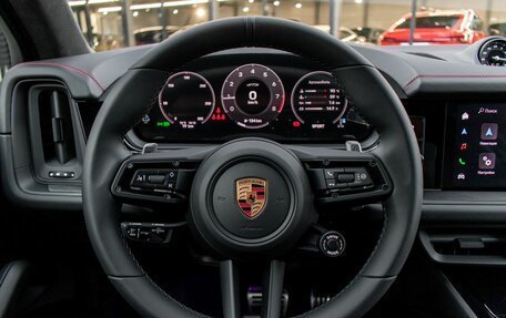 Porsche Cayenne III, 2024 год, 29 240 000 рублей, 17 фотография