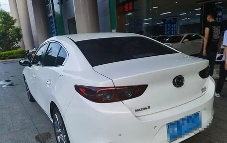 Mazda 3, 2021 год, 1 760 000 рублей, 8 фотография